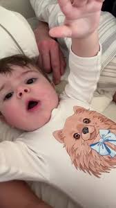 Thomas la mattina: Un momento esilarante con Greta