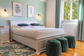 Let us help you make a great first impression to potential buyers. Best Staging Makeovers January 2021 Edition