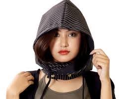 Greta Hood's Instagram, Twitter & Facebook