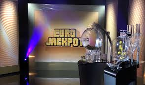 Jackpot und verbleibende zeit die nächste ziehung des eurojackpots findet diesen freitag um 20:00 uhr in helsinki, finnland. Jackpot Erneut Geknackt 11 2 Millionen Euro Nach Schweden