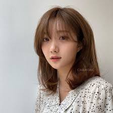 3 kiểu tóc cho nàng mặt tròn trở nên thon gọn không cần dao kéo