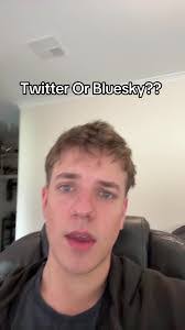 Connor Starr's Instagram, Twitter & Facebook