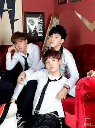 Jimin, v et suga version chibi ❤️ jimin, v et suga chibi version. Bts A R M Y Pa Twitter Facebook Skool Luv Affair Jacket Photo Shooting Sketch Bts Twt Bts 1 Jhope Jimin Suga Http T Co F1cwlnb2sx