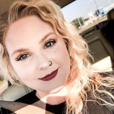 Check this out the singing produce man in Albany is getting it ready for  everyone!!