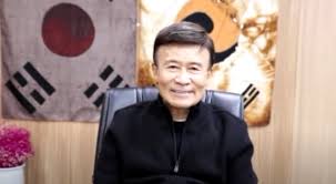 지금부터는 광복회 김원웅 회장의 입장을 직접 들어. ê¹€ì›ì›… ê³ êµìƒì— ì†Œë ¨ì€ ì¡°ì„ í•´ë°© ì¶•í•˜ ë¯¸êµ°ì€ ë‚¨í•œ ì ë ¹ ì¡°ì„ ì¼ë³´