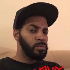 Rob Santos (@robsantos76)