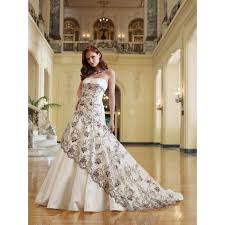 White Wedding Dress With Black Lace Overlay Blackandwhitewedding Weddingdress Blacklace Wedding Dresses Unique Online Wedding Dress Wedding Dresses Lace