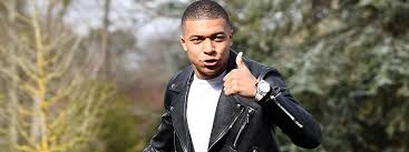 Kylian mbappe scored twice for the second game in a row but picked up a thigh injury as paris. Kylian Mbappe Das Vorbild Aus Der Vorstadt