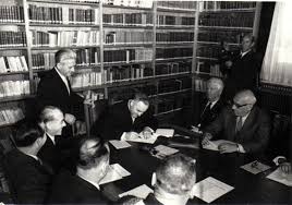 Nació en el municipio de bârlad y su familia era de clase trabajadora. 1 A Meeting Of The Constitutional Commission Under The Presidency Of Download Scientific Diagram