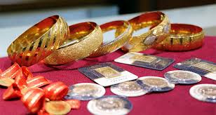 2020 yılına 469,15 tl fiyatından başlayan çeyrek altın, 2020 yılı sonunda 724,61 tl fiyatını görerek 2020 yılında yatırımcısına yıllık bazda % 54,45 oranında değer kazandırmıştır. Ceyrek Altin Ne Kadar Oldu 28 Mayis 2020 Altin Fiyatlari Ekonomiklik