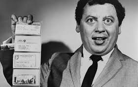 American Express Friends Facebook, Checks In With Foursquare: Does Your  Social Graph Have Good Credit?