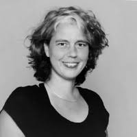 1100+ "Delia -von Der Wettern" profiles