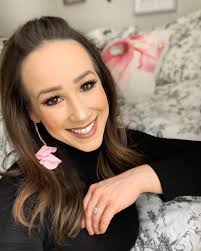 Brittany Bourque (@brittany_hair_vbbeauty) • Instagram photos and videos