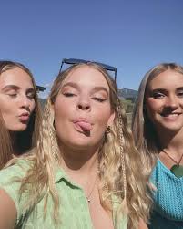 Shawna ⭐️ (@shawna_stonerrr) · Instagram 照片和视频