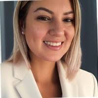 20+ "Karen Services)" profiles