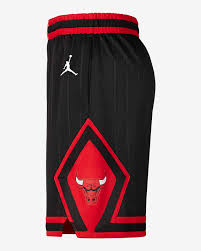 Follow the latest news, updates, scores and rumors about the chicago bulls. Chicago Bulls Statement Edition Jordan Nba Swingman Shorts Fur Herren Nike Be