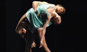 The Week In Dance Royal Ballet Triple Bill Rambert S Eternal Light Ballet Rambert Dance Dance Photography