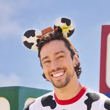 Votre bande de jouets préférée est de retour ! https://bit.ly/3I1lWt6