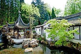 Der chinesische garten qian yuan (pfirsichblütenland), der ein geschenk unserer partneruniversität, der tongji universität in shanghai war und 1990 erbaut wurde. Botanischer Garten Bochum
