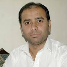 My beloved late father Senator Abdul Rehman Malik during his tenure as DG  FIA. May his soul rest in peace. Request for prayers. (Umar Rehman Malik)  https://twitter.com/UmarRehmanMalik/status/1587112794759077888?t=OcNWPlylmcK0vp9pwbaVYg&s=19