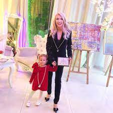 Check spelling or type a new query. Andreea BÄƒlan Participated With Her Eldest Daughter In The First Official Event How She Put Ella On