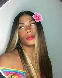 Samira Oliver's Instagram, Twitter & Facebook