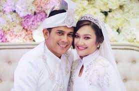 Mayoritas masyarakat di indonesia adalah muslim. Sorotan 2015 Perkahwinan Pertunangan Satukan Dua Jiwa Hiburan Mstar