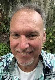 Everett Farr's Instagram, Twitter & Facebook