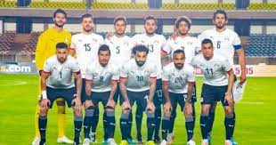 ويحتل منتخب مصر المركز الأول في جدول ترتيب مجموعته برصيد 9 نقاط، فيما يتواجد منتخب جزر القمر في المركز الثاني بنفس عدد النقاط. U2zezw1ponohem