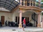 Rp 350.000 kos kosan murah. Kiper Persik Kediri Dian Agus Prasetyo Fokus Urus Rumah Kos Di Kampung Halaman Saat Jeda Kompetisi Surya