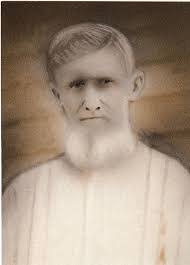 Archie Crabtree's Instagram, Twitter & Facebook