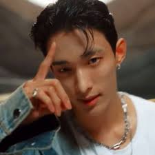 wza (@IMSongSoonBeom)