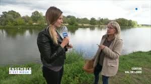Léa salamé entre au musée grévin avec proust et macron. Emission Sur France 3 Et Une Surprise Pour Vous Plantes Sauvages Comestibles