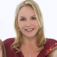 Debbie Colson's Instagram, Twitter & Facebook