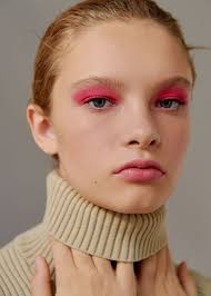 Hot Pink Editorial Makeup Makeup Tips Eyeshadow Editorial Makeup Trendy Makeup