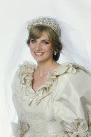 She was the first wife of charles. 1981 David And Elizabeth Emanuel Princess Diana S Wedding Dress Fashion History Timeline