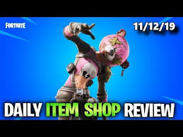 Battle royale where you can buy different outfits, harvesting tools, wraps, and emotes that change daily. Live Item Shop Review Youtube