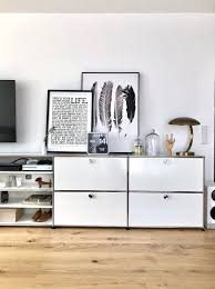 Use the usm haller system to sie können wirklich zum hauptschwerpunkt des wohnzimmers werden. Usm Haller