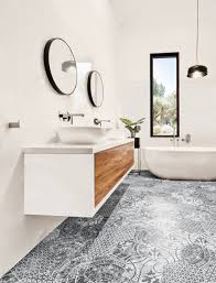 Top designers and decorators offer their tips on how to deal with small bathroom designs, including tile size, lighting ideas and 27 small bathroom design tips interior designers want you to know. 6 Insider Tips For Bathroom Design From The Experts Dwell