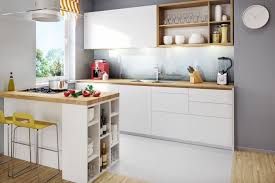 Cuisine Amenagee Armoires Blanches Sans Poignees Plan Travail Bois Cuisine Amenagee Armoires De Cuisine Contemporaine Cuisine Equipee Moderne