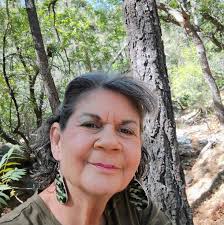 Is there anyone who cannot drive at night?