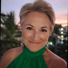 I started 2024 in a state of deep dissatisfaction with the status quo I  called life.