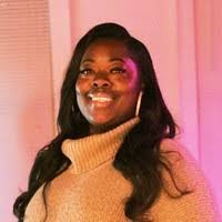 Sonya Steele's Instagram, Twitter & Facebook