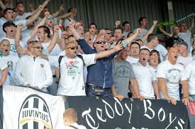 Polish hooligans from lechia gdańsk, katowice and legia warszawa fought each other before, during and after the match. Zdjecia The New Saints 1 3 Legia Warszawa Fot Mishka Legionisci Com