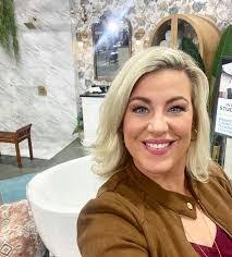 Glenn Ogle's Instagram, Twitter & Facebook