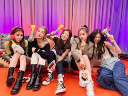 She was roommates with ryujin until 2021. Itzy Members Profile 2020 Steckbrief Aller Mitglieder