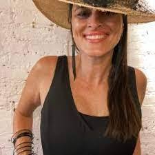 Deanna Goble's Instagram, Twitter & Facebook