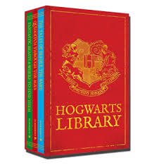 Original Fantastic Beasts And Where To Find Them Book Cover The Hogwarts Library Boxed Set Includes Fantastic Beasts Where To Find Them Quidditch Through The Ages A Hogwarts Library Harry Potter Books Rowling Books