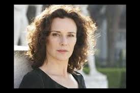 Deux amis qui se considèrent comme des frères sont séparés par la mort brutale de l'un d'eux. La Loi D Alexandre Episodes Acteurs Diffusions Tv Replay Tele Loisirs