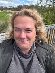 Dr. Daniel Schmelzer